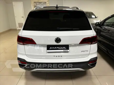 TAOS 1.4 250 TSI TOTAL FLEX HIGHLINE AUTOMÁTICO