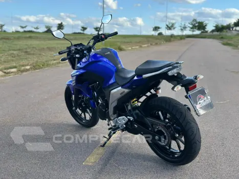 FZ25 FAZER