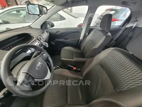 ETIOS HATCH - 1.5 X PLUS 16V 4P AUTOMÁTICO