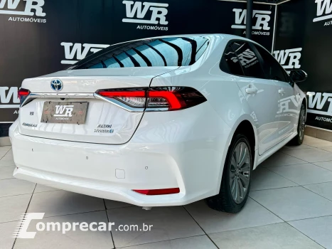 COROLLA 1.8 VVT-I Hybrid Altis
