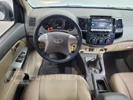 HILUX SW4 - 2.7 SR 4X2 16V 4P MANUAL
