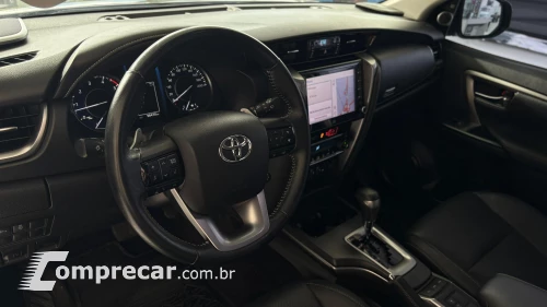 SW4 SRX 2.8 turbodiesel 5L 4x4 (Aut)