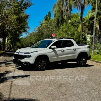 Fiat TORO 2.0 16V Turbo Freedom 4WD AT9 4 portas