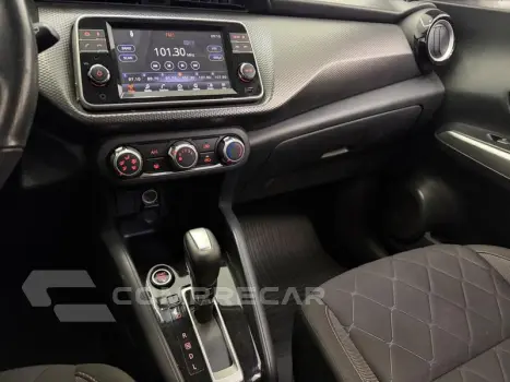 KICKS SV CVT