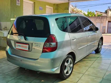 FIT - 1.4 LXL 8V 4P AUTOMÁTICO