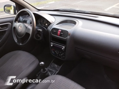 Corsa Sedan 1.4 4P MAXX FLEX