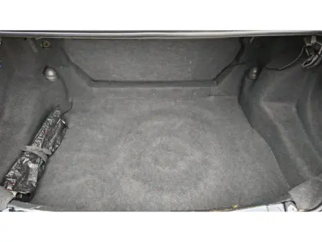 CLASSIC 1.0 MPFI LS 8V FLEX 4P MANUAL