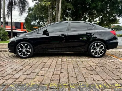 Civic Sedan LXR 2.0 Flexone 16V Aut. 4p