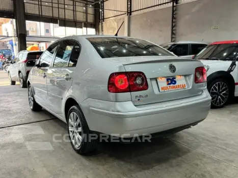 POLO SEDAN - 1.6 MI 8V 4P MANUAL