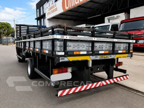Accelo 915c + Carroceria