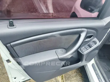 DUSTER 2.0 Tech Road II 4X2 16V