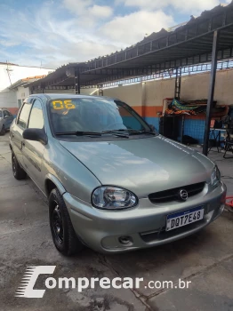 CORSA 1.0 MPFI Classic Sedan Life 8V