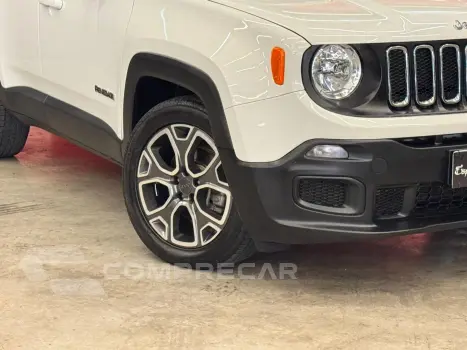 Renegade 1.8 16V Flex 4P Automático