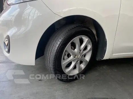 MARCH SV 1.6 16V Flex Fuel
