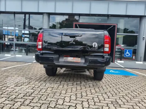 TRITON 2.4 Biturbo CD Hpe-s 4X4