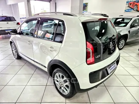 up! cross 1.0 TSI Total Flex 12V 5p