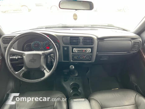 S10 2.4 MPFI Executive 4X2 CD 8V