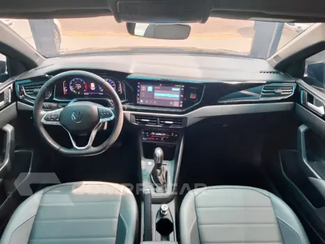 Nivus Highline 1.0 200 TSI Flex Aut.