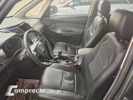 JAC J6 2.0 DIAMOND 16V 7 LUGARES