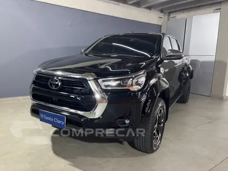 HILUX 2.8 D-4D TURBO DIESEL CD SRX PLUS 4X4 AUTOMÁTICO