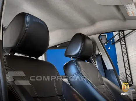 FIESTA SEDAN - 1.6 TITANIUM SEDAN 16V 4P AUTO