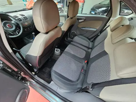 Grand Siena ESSENCE 1.6 Flex 16V