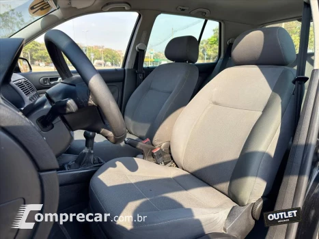 GOLF 1.6 MI 8V FLEX 4P MANUAL