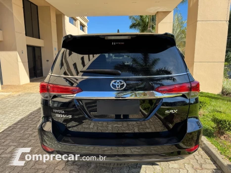 HILUX SW4 2.8 SRX 4X4 7 Lugares 16V Turbo Intercooler