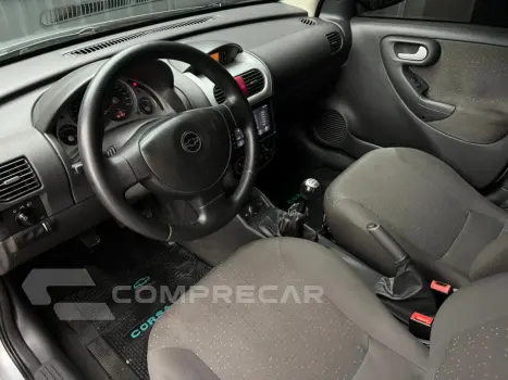 CORSA 1.4 MPFI PREMIUM SEDAN 8V FLEX 4P MANUAL