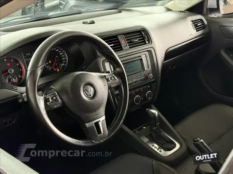 JETTA 2.0 COMFORTLINE FLEX 4P TIPTRONIC