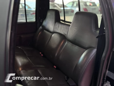 S10 2.4 MPFI Executive 4X2 CD 8V