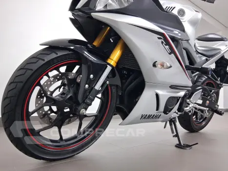 YAMAHA YZF R3 ABS
