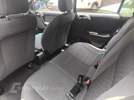 ASTRA 2.0 MPFI Advantage 8V