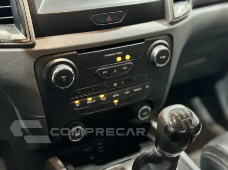 RANGER 2.5 XLT 4X2 CD 16V FLEX 4P MANUAL