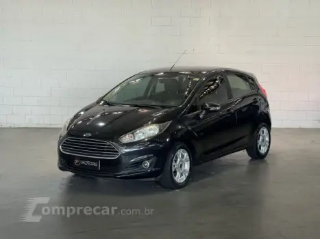 FORD FIESTA HATCH - 1.6 SE HATCH 16V 4P POWERSHIFT 4 portas