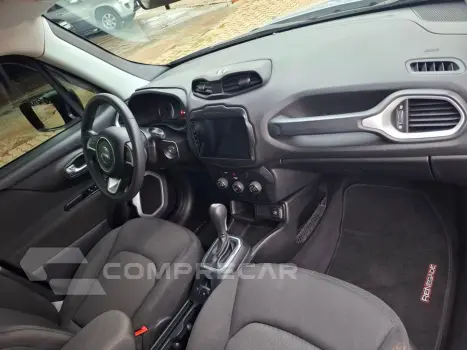 Renegade 1.8 16V Flex 4P Automático