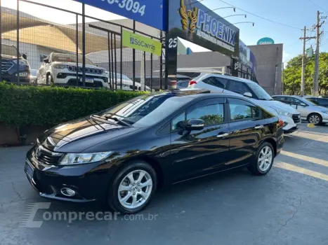 Honda CIVIC 1.8 EXS 16V 4 portas