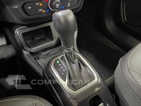 RENEGADE 1.3 T270 TURBO FLEX LONGITUDE AT6