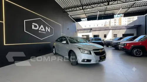 Cruze Sedan