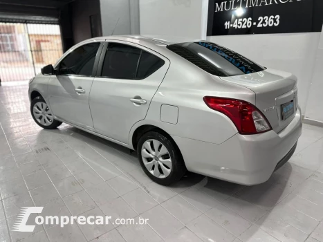 Versa Sedan 1.0 4P FLEX S