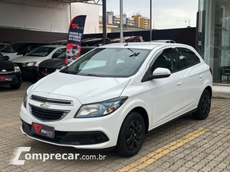 CHEVROLET ONIX - 1.4 MPFI LT 8V 4P MANUAL 4 portas