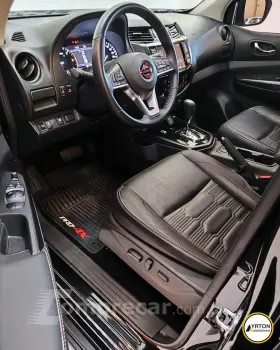 Frontier 2.3 16V PRO4X CABINE DUPLA 4X4 BI-TURBO DIESEL AUTO