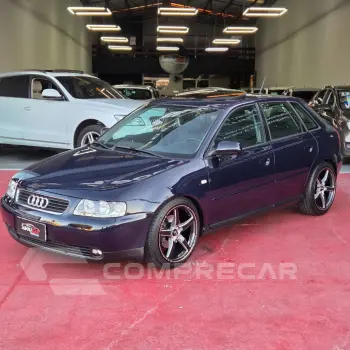 Audi A3 1.8 Turbo 5p Mec. 4 portas