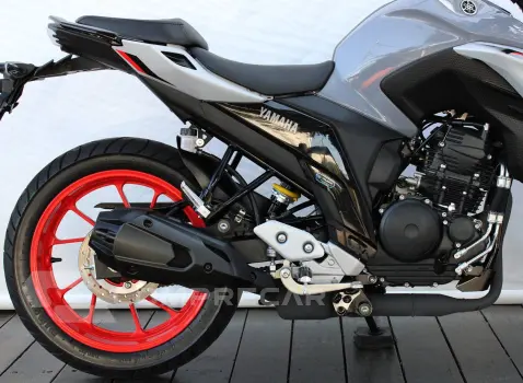 YAMAHA FZ25 FAZER CONNECTED ABS
