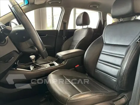 SORENTO 2.4 16V GASOLINA EX 7L AUTOMÁTICO
