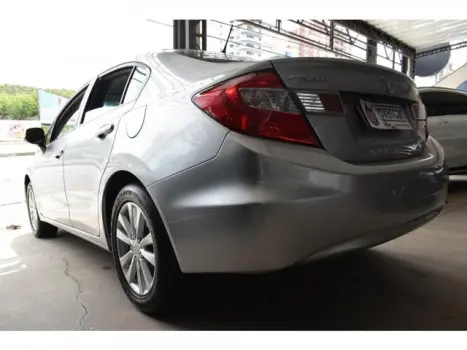 CIVIC - 1.8 LXS 16V 4P MANUAL