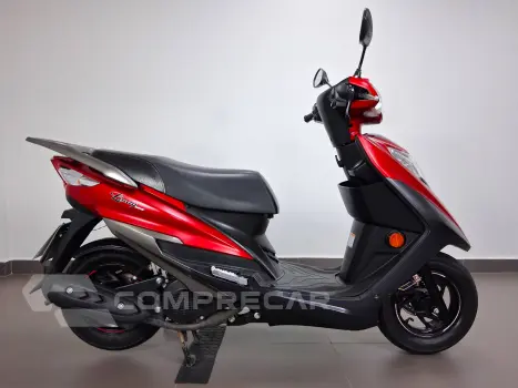 LINDY 125