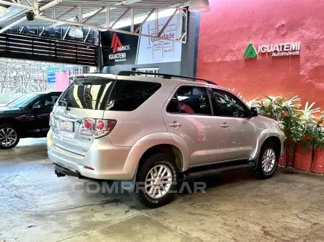 HILUX SW4 3.0 SRV 4X4 16V TURBO INTERCOOLER DIESEL 4P AUTOMÁ