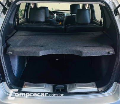 LIVINA 1.8 SL X-gear 16V