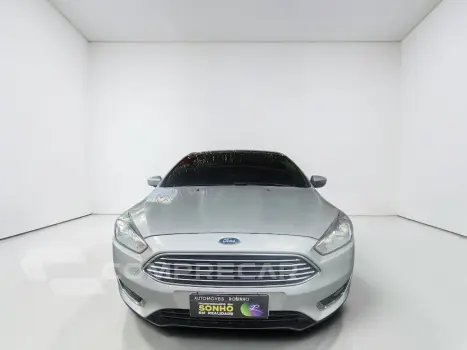 FOCUS 2.0 TITANIUM PLUS SEDAN 16V